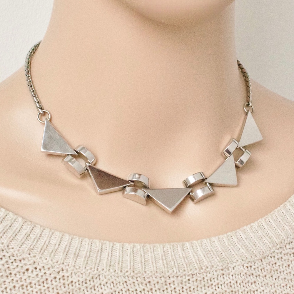 Vintage Silver Tone Triangle Link Necklace Geometric Modernist 15”